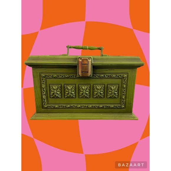Avocado Green 1970's VTG Green Sewing Storage Chest Faux Wood Look - Picture 1 of 5